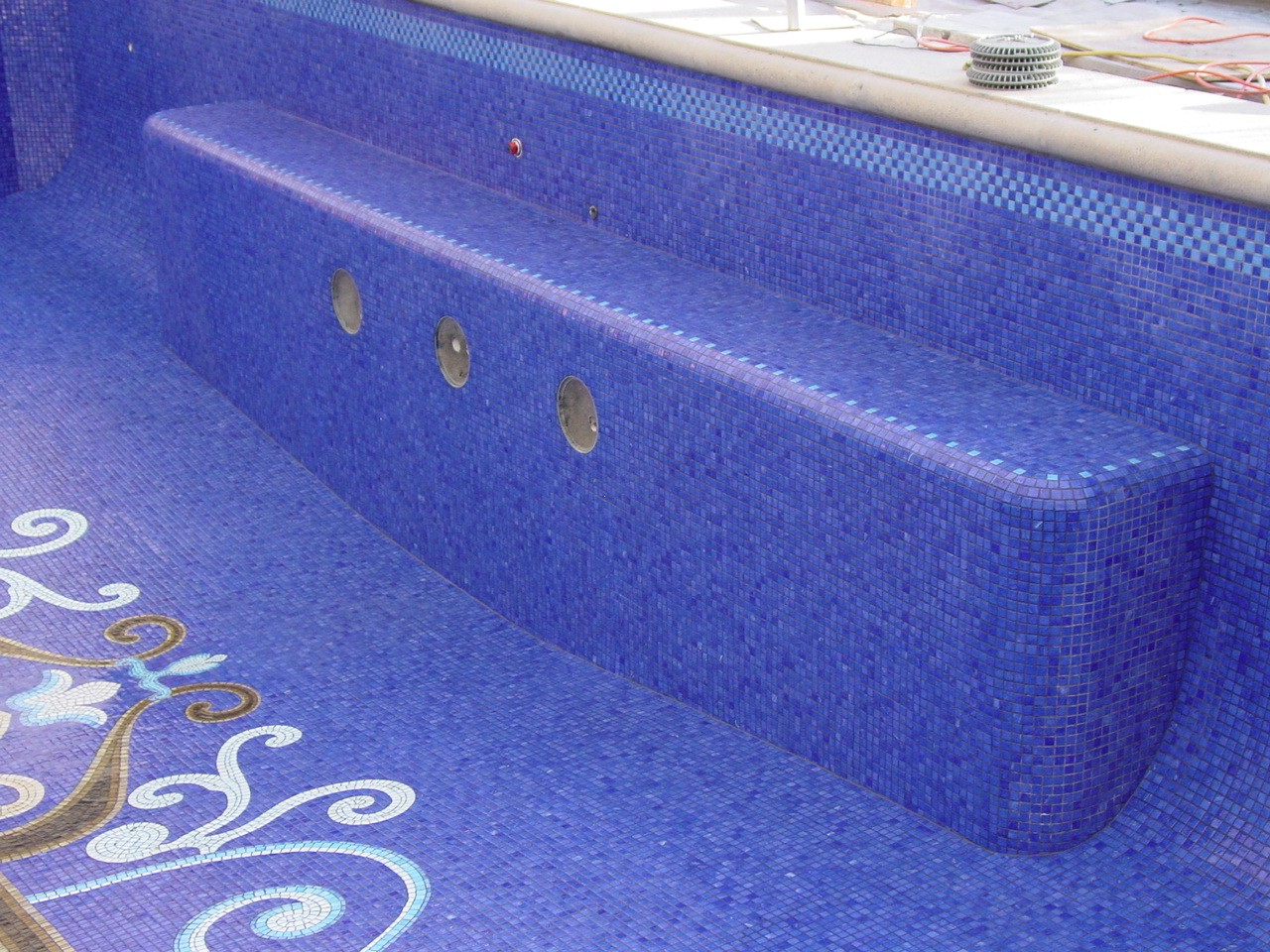 Mosaiclegs Custom Pool